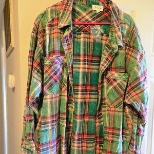 New Oli & Hali XL frayed bottom shacket in red & green plaid